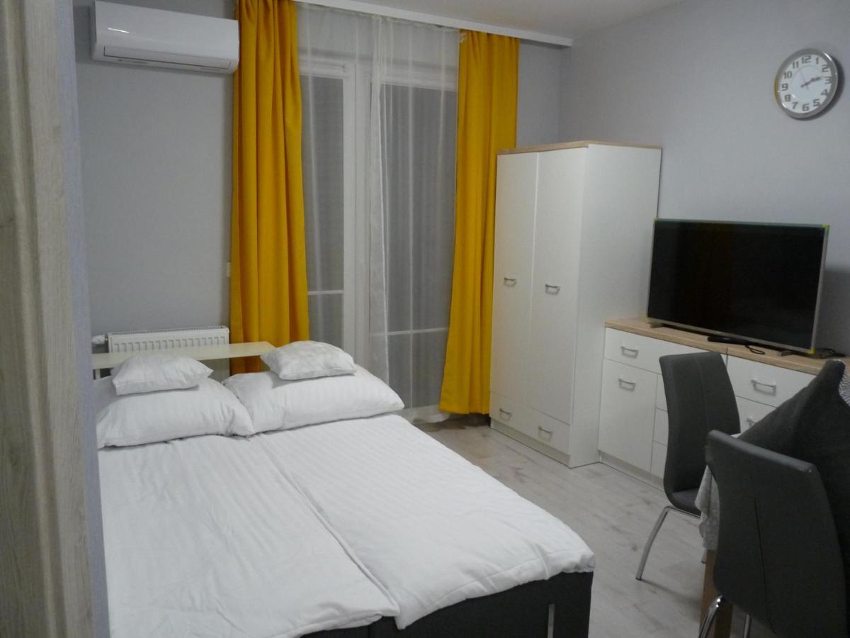 Apartament W Centrum Ciechocinka 切霍齐内克 外观 照片